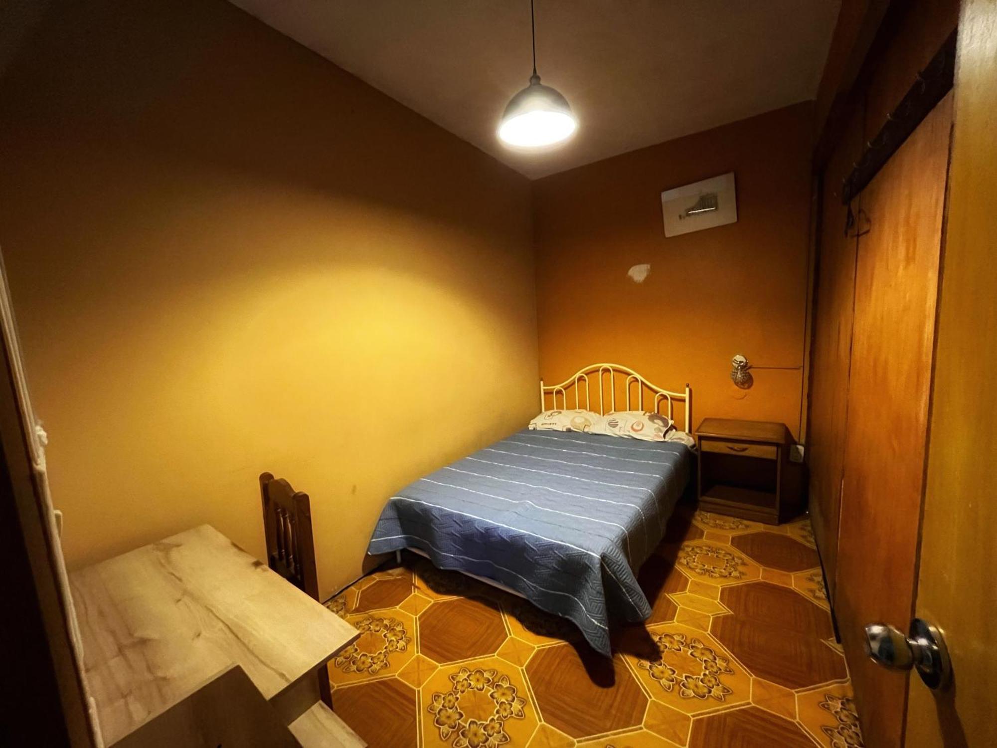 Bed and Breakfast Ugarte Street à Trujillo Extérieur photo