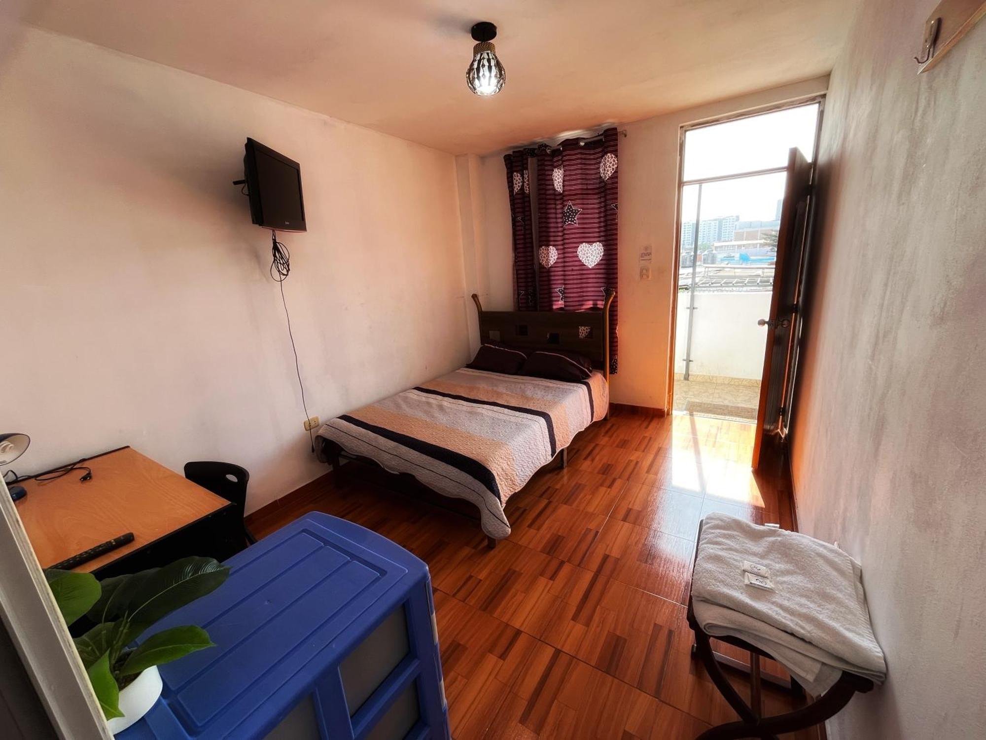 Bed and Breakfast Ugarte Street à Trujillo Extérieur photo